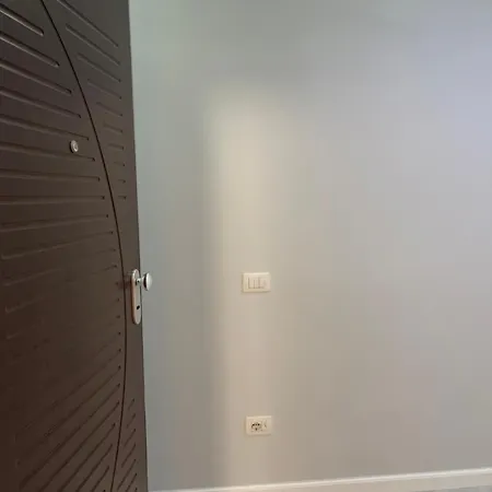 شقة Marvi فلورا